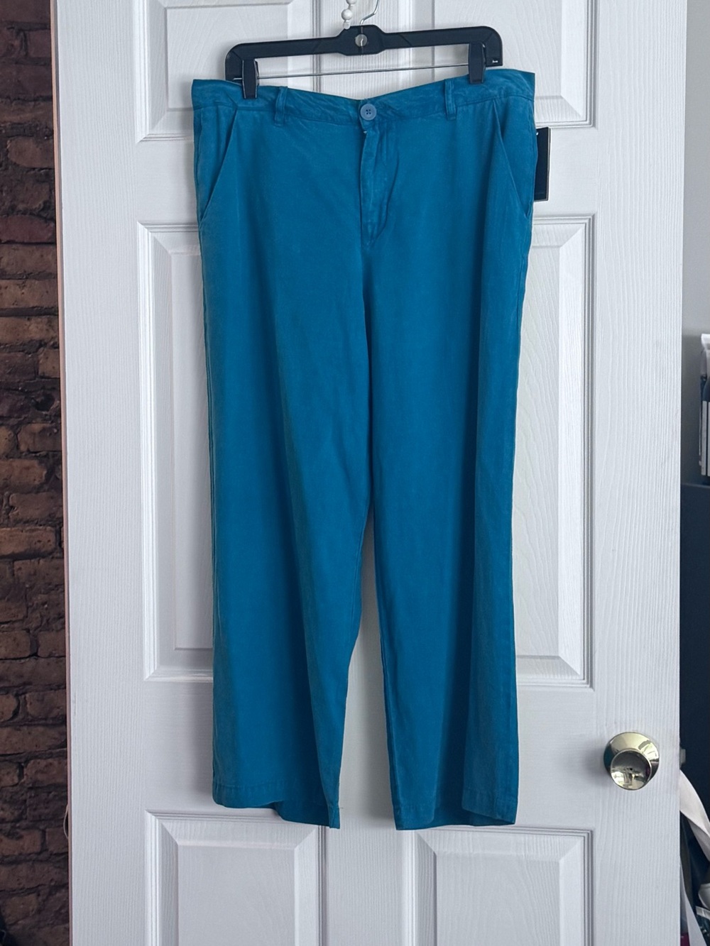 Perfect for the summer! Biz casual or date night! New from  Kut from the Kloth!